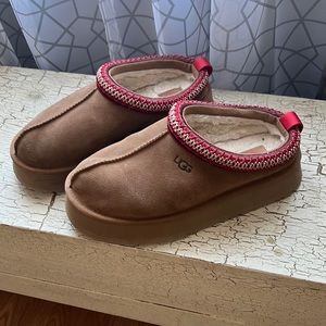Ugg Tazz Slippers- Chestnut